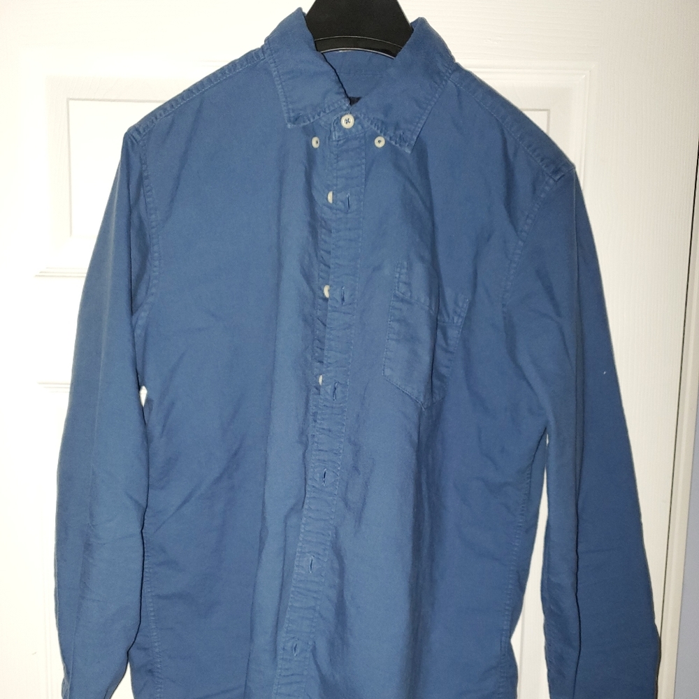 American Eagle Button Down Shirt